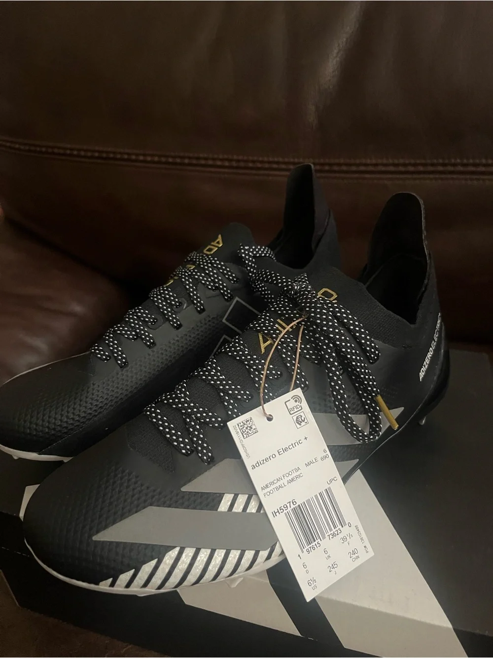adidas Men’s Black & Silver Football Cleats - Speed-Focused Design
